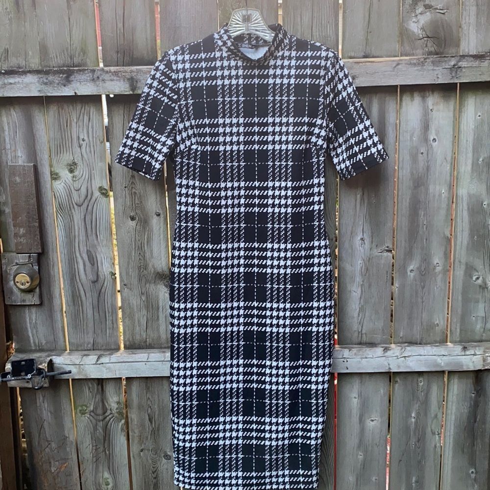 Shein Dressâsz. S